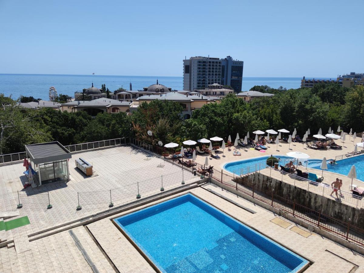 Europroperties Yalta Apartments Sables d'or Extérieur photo