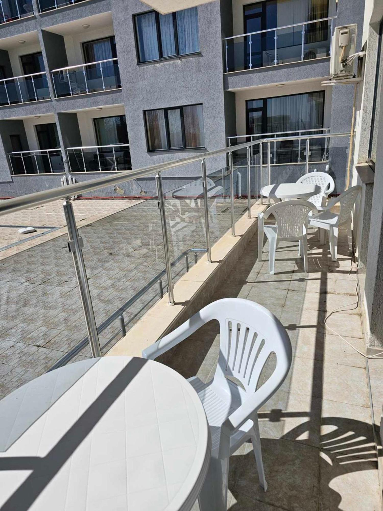 Europroperties Yalta Apartments Sables d'or Extérieur photo