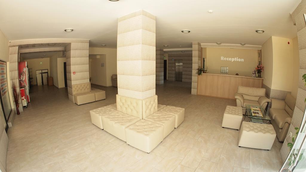 Europroperties Yalta Apartments Sables d'or Extérieur photo