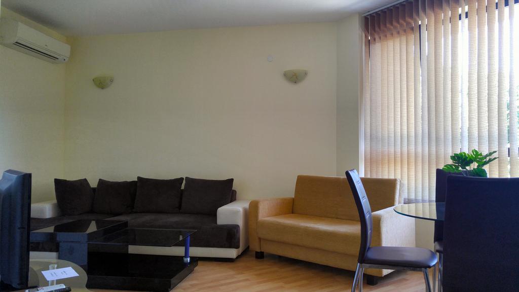 Europroperties Yalta Apartments Sables d'or Extérieur photo